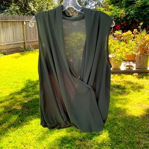 Loft Outlet Women’s Sleeveless blouse
